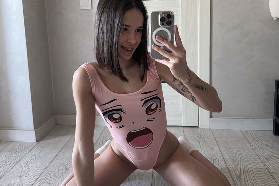 Model Tina in Brampton